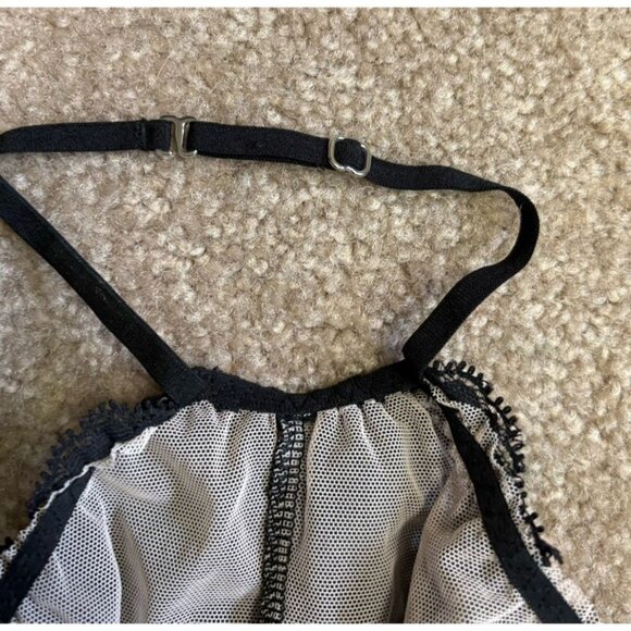 Victoria’s Secret Lace Black Thong Teddy. Size XL Halter Neck - Picture 8 of 8